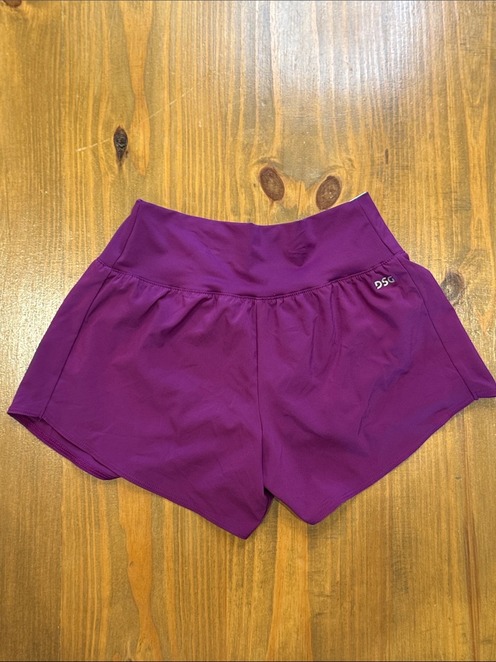 NWT DSG Girls Performance Stride High Rise Shorts - Medium 10/12 Vibrant Violet